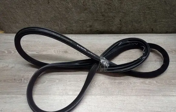 Volvo S80 Front door rubber seal