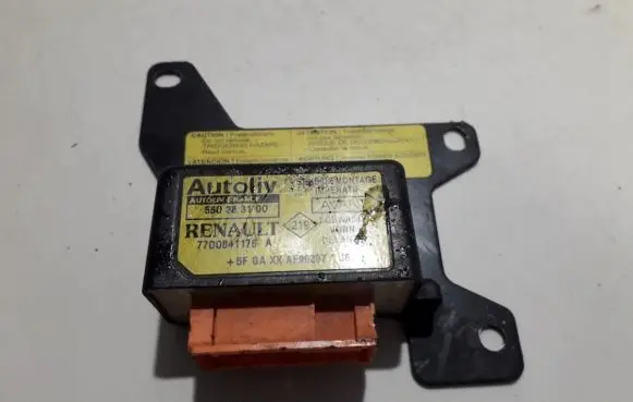 Renault Megane I Airbag control unit/module 7700841176a 550383100