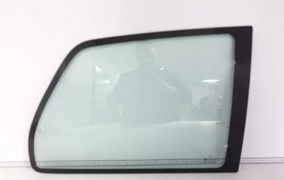 Toyota Camry Front triangle window/glass 