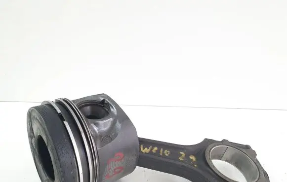 Mercedes-Benz E W210 Piston with connecting rod 60313N36