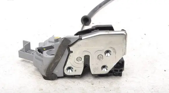 KIA Carens III Rear door lock 81420-A4020