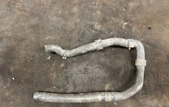 Audi A4 S4 B8 8K Engine coolant pipe/hose 8K0145923F