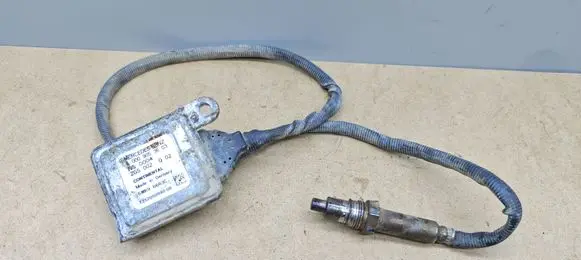 Mercedes-Benz ML W166 Lambda probe sensor A0009053603