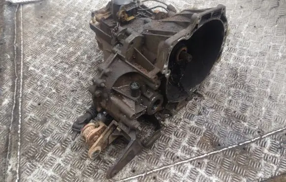 Ford Mondeo MK II Manual 5 speed gearbox 94zt7f096ea 94zt-7f096-ea