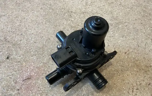 KIA EV6 Electric auxiliary coolant/water pump 25660CV500