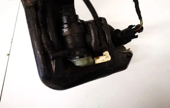 Windscreen/windshield washer pump