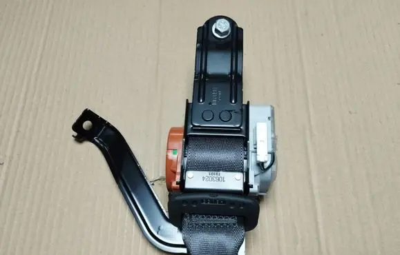 Honda Jazz Rear seatbelt