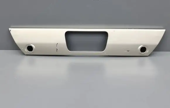 Mitsubishi Pajero Tailgate trim 6430A133 3M00X