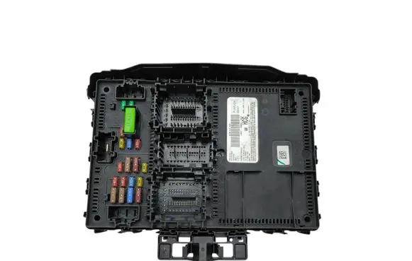Ford Escape IV BSM Control unit LX6T15604HCG 20201013