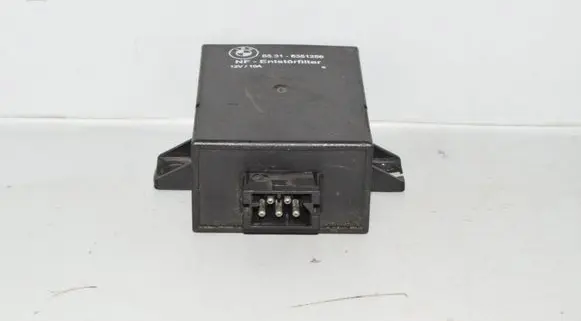 BMW 5 E39 Other control units/modules 8351258