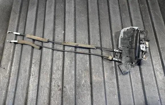 Infiniti FX Rear door lock EG000NORSF M8325