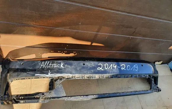 Volkswagen Passat Alltrack Front bumper 3G0807221C