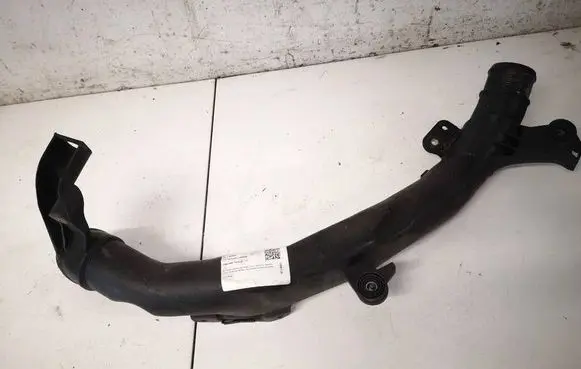 Volkswagen Tiguan Intercooler hose/pipe 5N0145840 5N0145840C