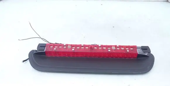 BMW 3 E90 E91 Third/center stoplight 022403