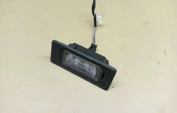 Audi A1 Number plate light 66864