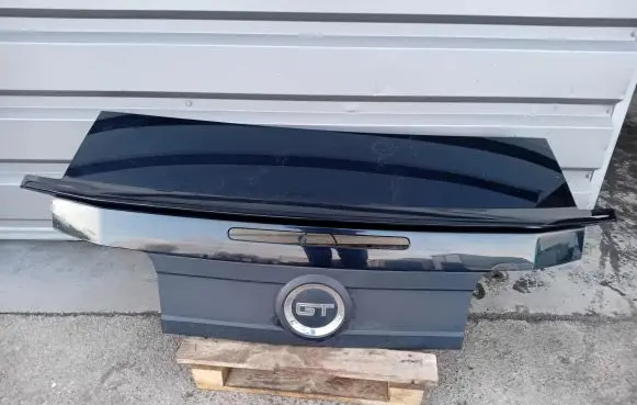 Ford Mustang V Tailgate/trunk/boot lid