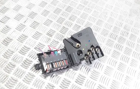 Mercedes-Benz E W211 Fuse module A2115461341