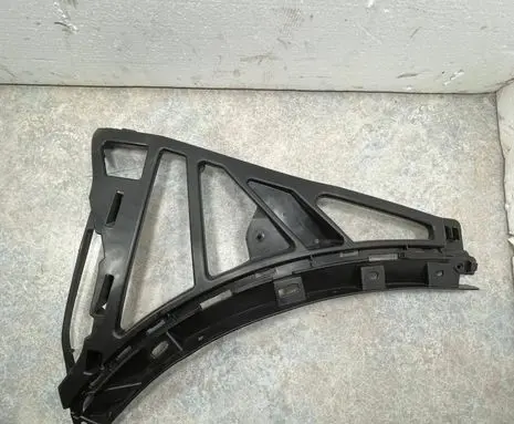 Porsche Cayenne (92A) Front bumper mounting bracket 7P5807178