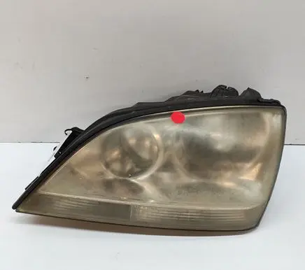 KIA Sorento Headlight/headlamp 921013E010