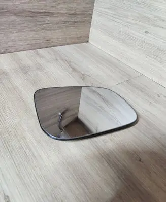 Volvo V60 Wing mirror glass 3001892