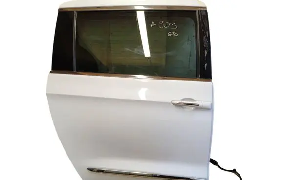 Chrysler Pacifica Side sliding door 
