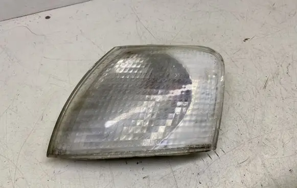 Volkswagen PASSAT B5 Front indicator light 3B09531230