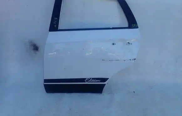 Suzuki SX4 S-Cross Rear door