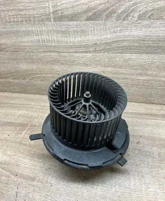 Volkswagen Golf Plus Heater fan/blower 1K1819015