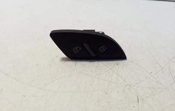 Audi TT TTS Mk2 Central locking switch button 8J2962108A
