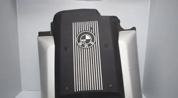 BMW X5 E53 Engine cover (trim) 1439038