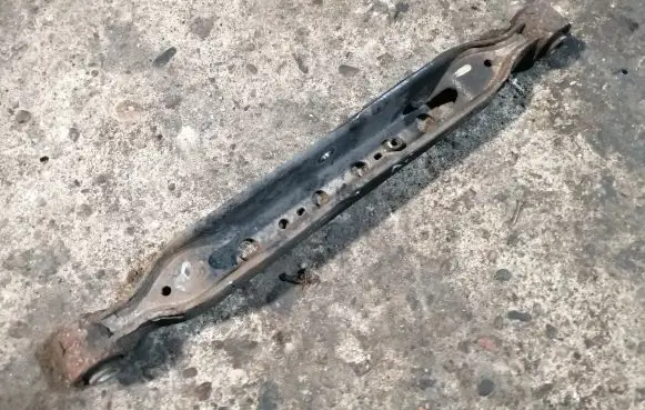 Nissan Qashqai Rear control arm
