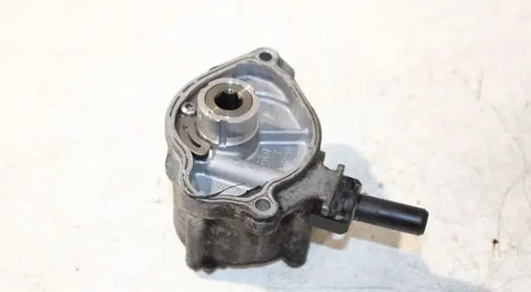 Mercedes-Benz Sprinter W906 Vacuum pump A6512300565