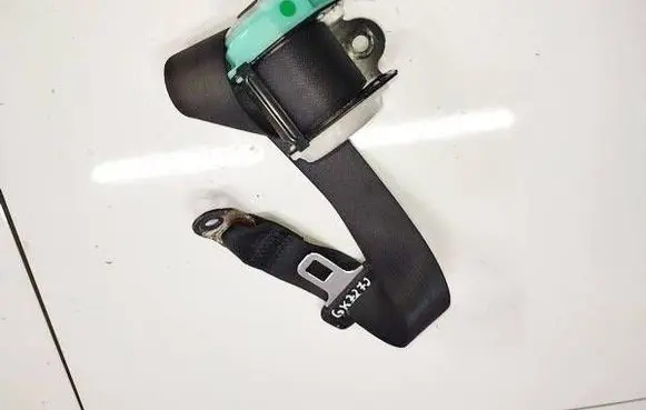 Mazda 6 Rear seatbelt c7025