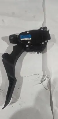 Toyota Corolla E120 E130 Accelerator throttle pedal 7H1723503 6PV00849502
