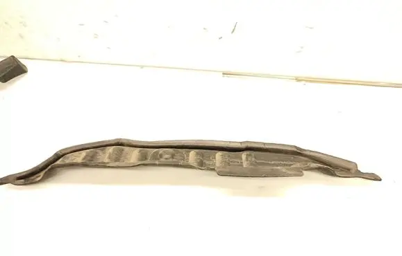 Jeep Grand Cherokee Fender foam support/seal 68046265A