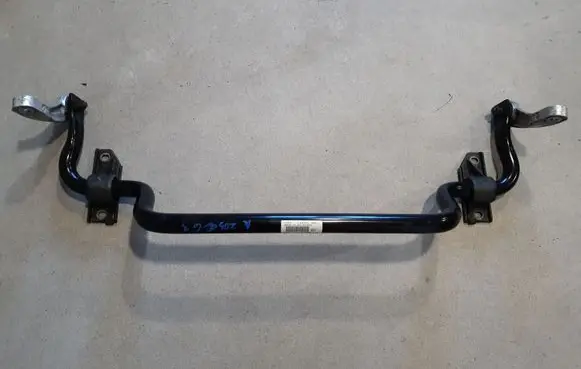 Mercedes-Benz C AMG W205 Front anti-roll bar/sway bar A2053231400
