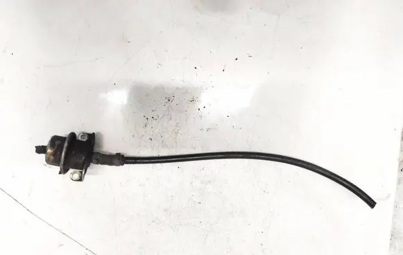 Saab 9000 CC Valve vacuum 0280160280