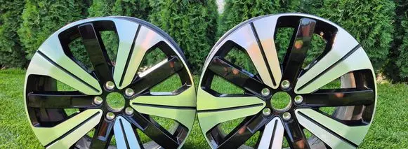 Volvo XC40 R19 alloy rim 32143627
