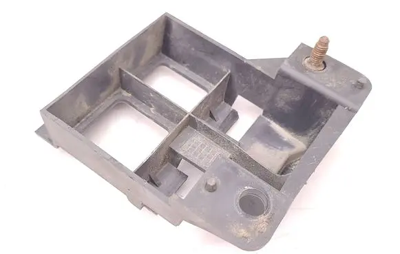 Mercedes-Benz Sprinter W906 Front bumper mounting bracket A9068850263