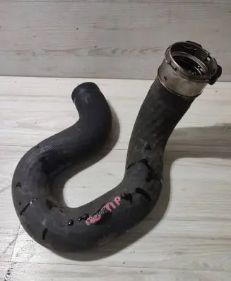 Air intake hose/pipe