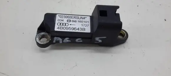 Audi A6 S6 C5 4B Airbag deployment crash/impact sensor 4B0959643B 160101 023060ESSNN4