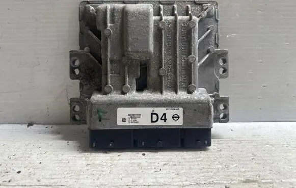 Nissan Qashqai Engine control unit/module 23710HX40B 853194824 A2C98315800