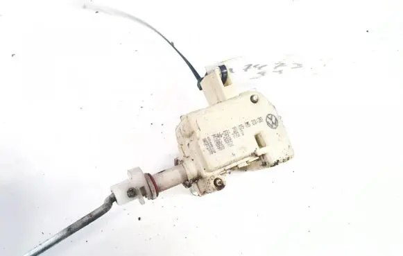 Skoda Superb B5 (3U) Central locking motor 3b095972