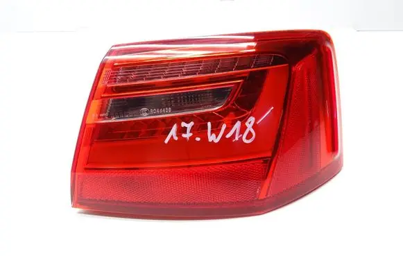 Rear/tail lights