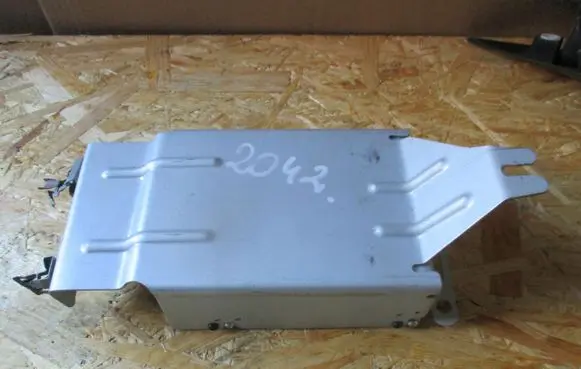 Ford Kuga I Sound amplifier 19G317