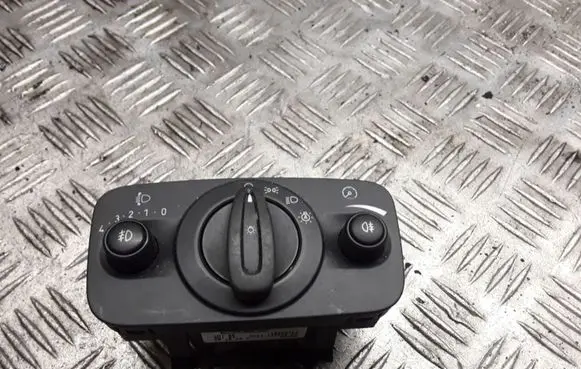 Ford C-MAX II Light switch AV6T13A024CA 10009152