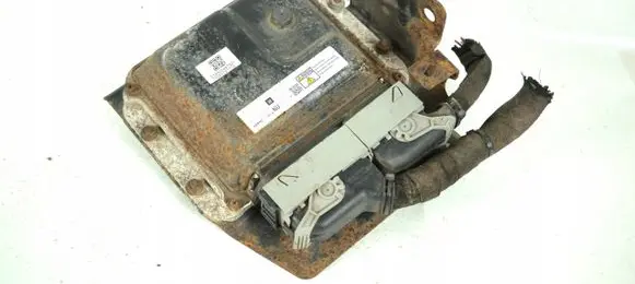 Opel Zafira B Engine control unit/module ECU 55572800
