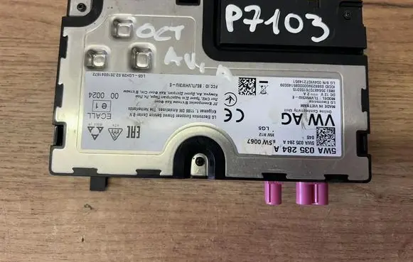 Skoda Octavia Mk4 Bluetooth control unit module 5WA035284A