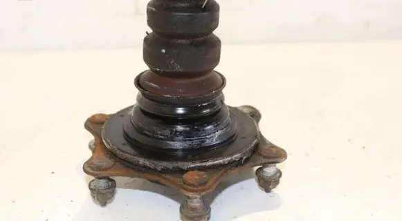 Honda CR-V Coil spring mount 
