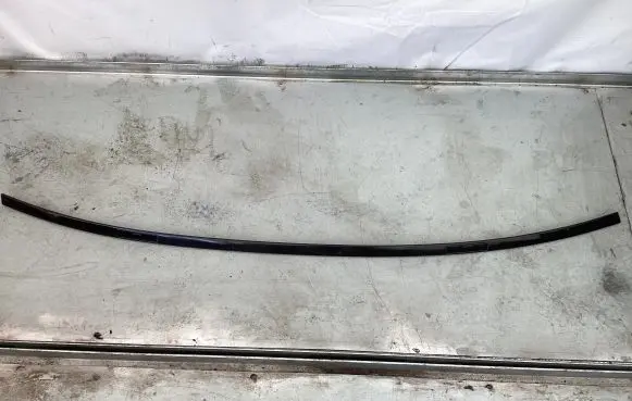 Roof trim bar molding cover